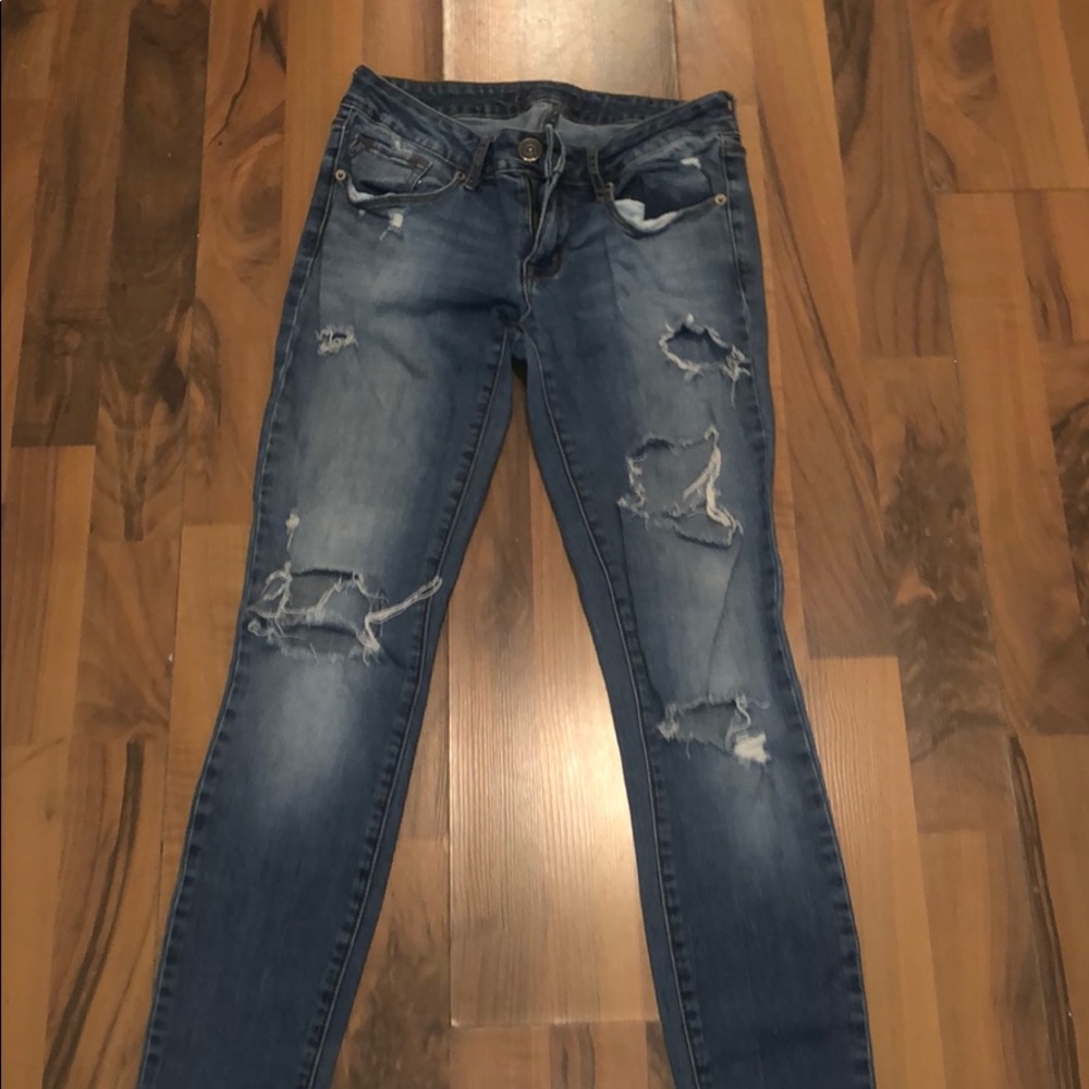 Bullhead Black low rise skinny jeans